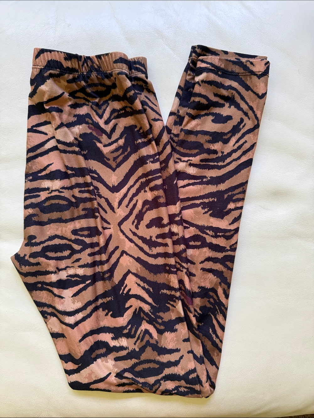 Tiger leggings!